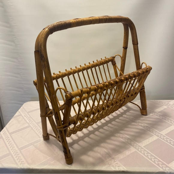 Vintage Wicker Magazine Rack - Picture 10 of 14